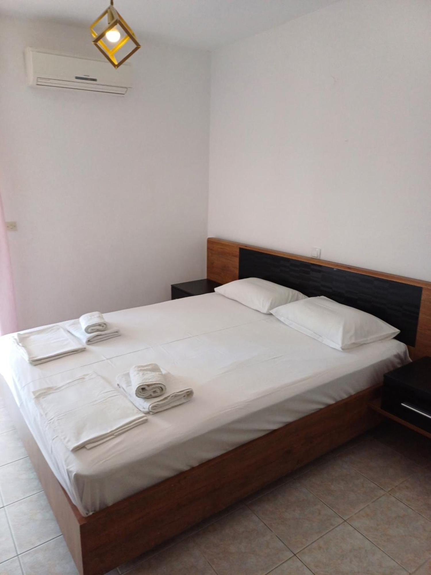 Μαρου Rooms Olympiakí Aktí Esterno foto