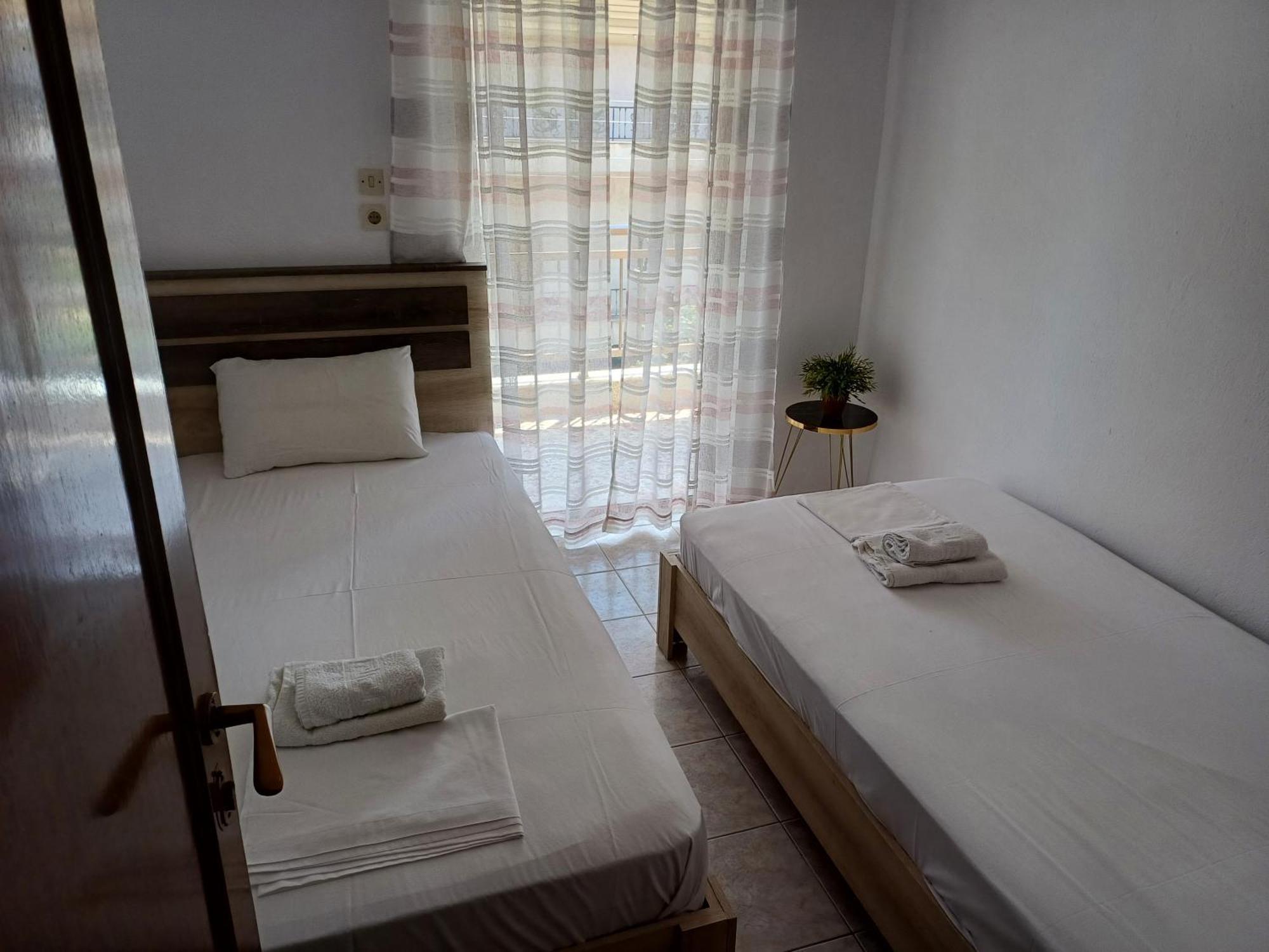 Μαρου Rooms Olympiakí Aktí Esterno foto